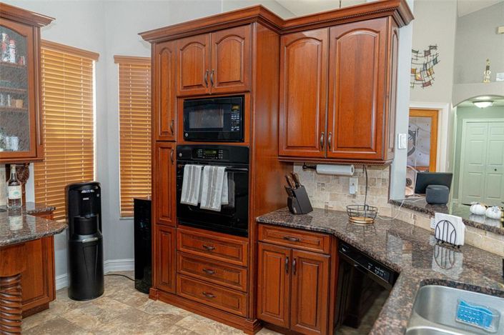 Image No.41-3 Bed House for sale