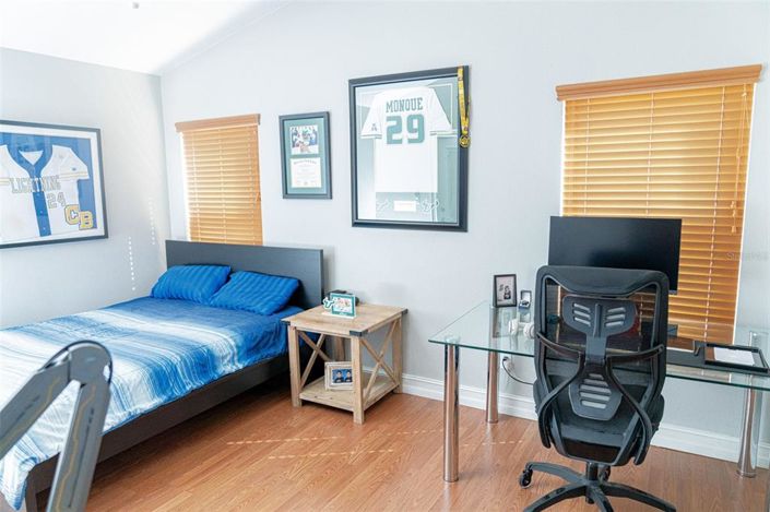 Image No.47-3 Bed House for sale