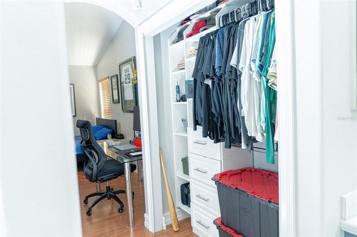 Image No.51-3 Bed House for sale