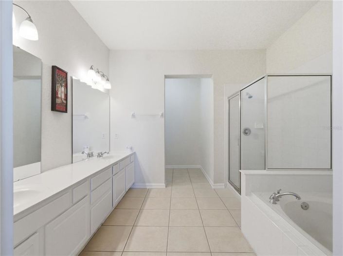 Image No.30-3 Bed Apartment for sale