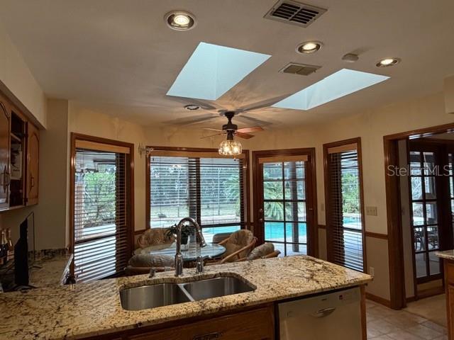 Image No.48-4 Bed House for sale