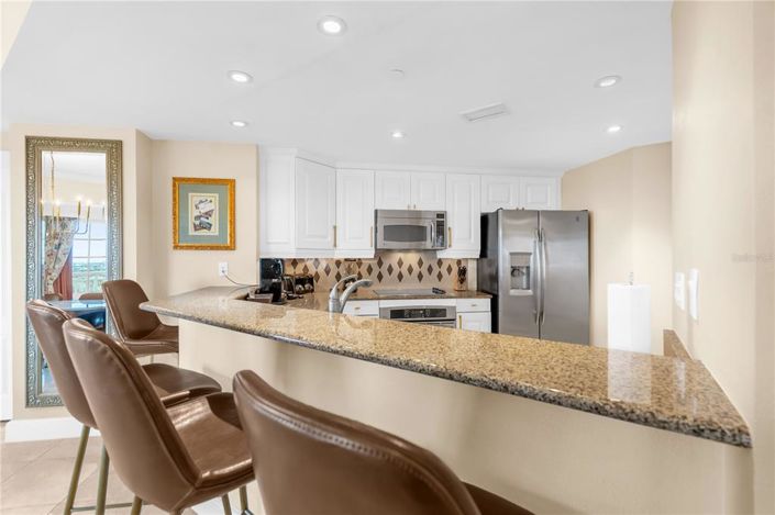 Image No.8-2 Bed Apartment for sale