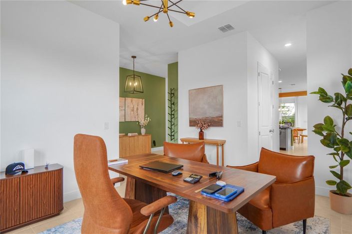 Image No.12-4 Bed House for sale