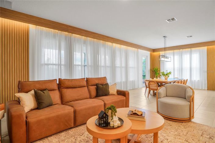 Image No.26-4 Bed House for sale