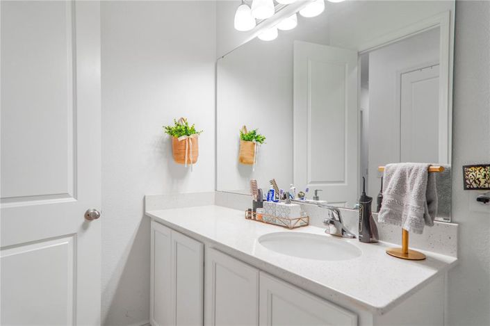 Image No.39-4 Bed House for sale