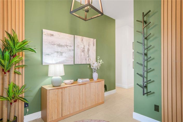 Image No.9-4 Bed House for sale