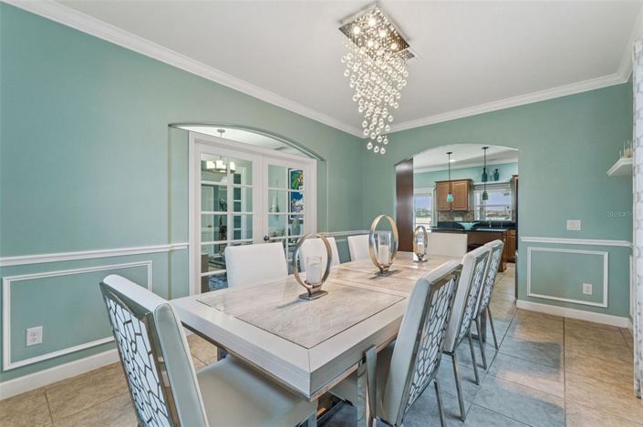 Image No.10-5 Bed House for sale