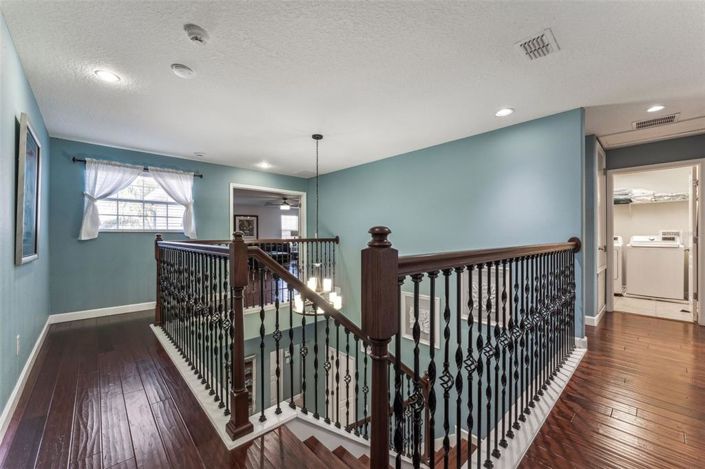 Image No.17-5 Bed House for sale