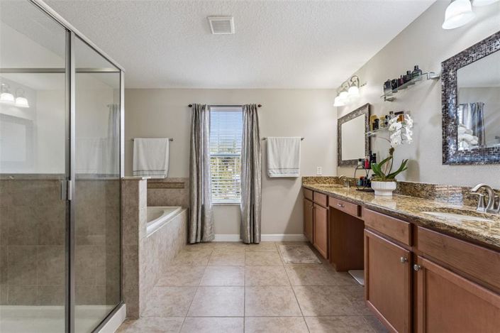 Image No.28-5 Bed House for sale