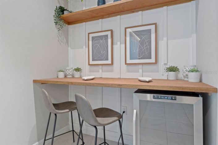 Image No.11-10 Bed House for sale