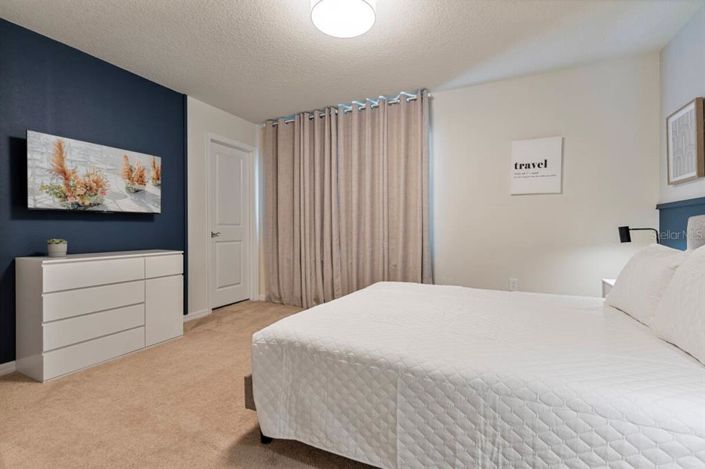 Image No.30-10 Bed House for sale