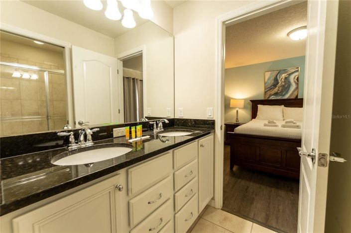 Image No.14-9 Bed House for sale