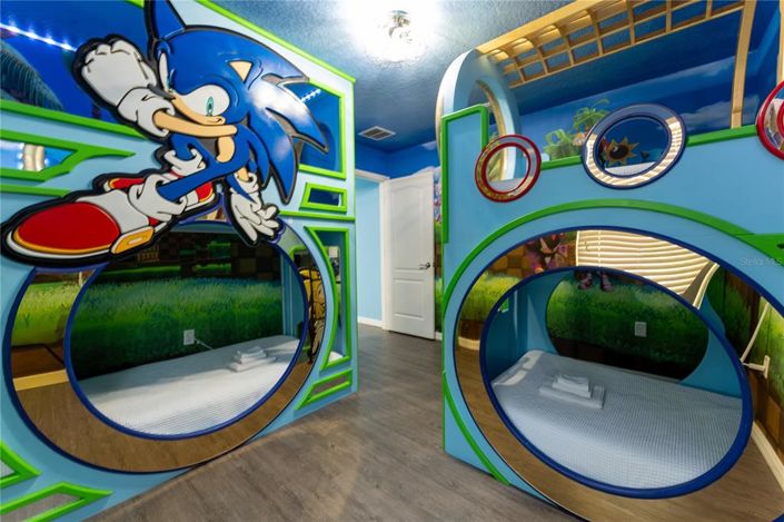 Image No.19-9 Bed House for sale