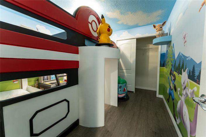 Image No.22-9 Bed House for sale