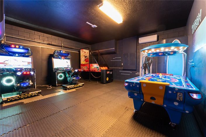 Image No.33-9 Bed House for sale