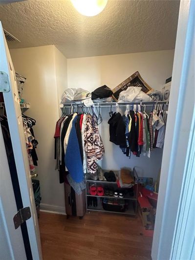 Image No.25-5 Bed House for sale