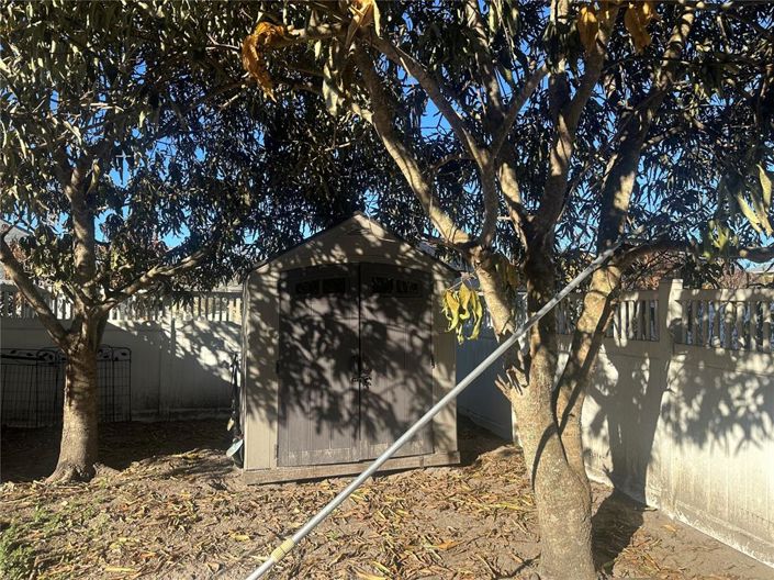 Image No.27-5 Bed House for sale