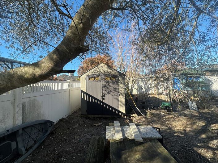 Image No.6-5 Bed House for sale