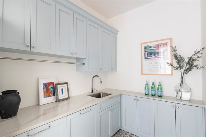 Image No.40-4 Bed House for sale