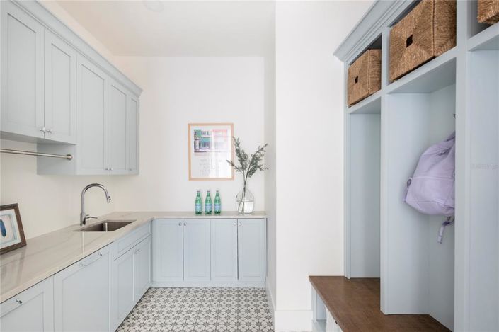 Image No.41-4 Bed House for sale