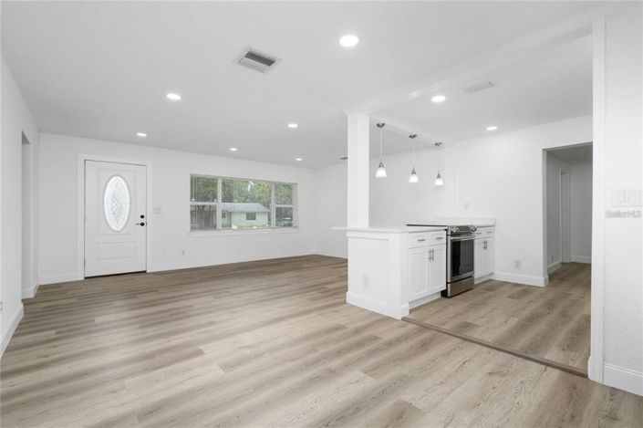 Image No.9-Maison de 4 chambres à vendre à Saint John