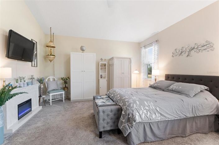 Image No.19-4 Bed House for sale