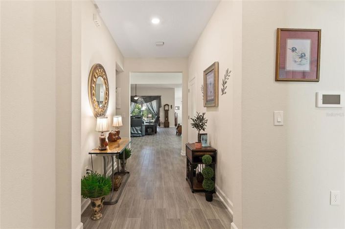 Image No.2-4 Bed House for sale