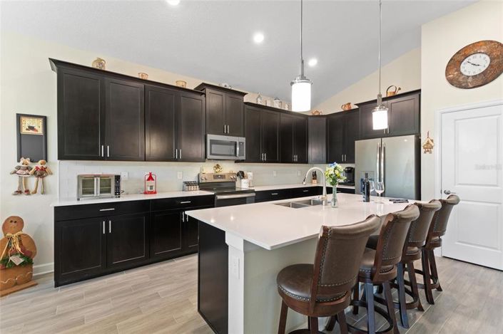 Image No.4-4 Bed House for sale