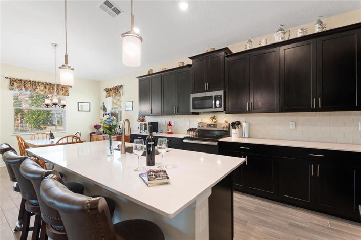 Image No.5-4 Bed House for sale