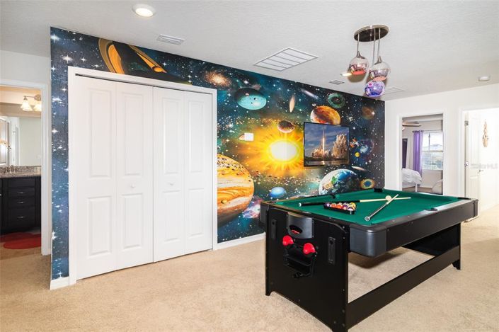 Image No.18-5 Bed Townhouse for sale