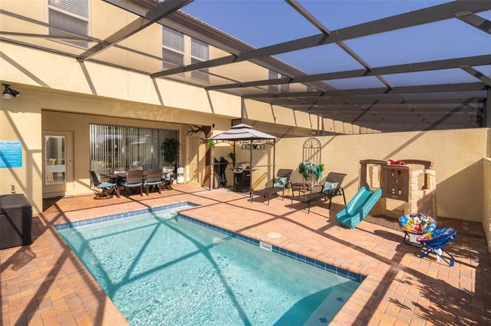 Image No.30-5 Bed Townhouse for sale