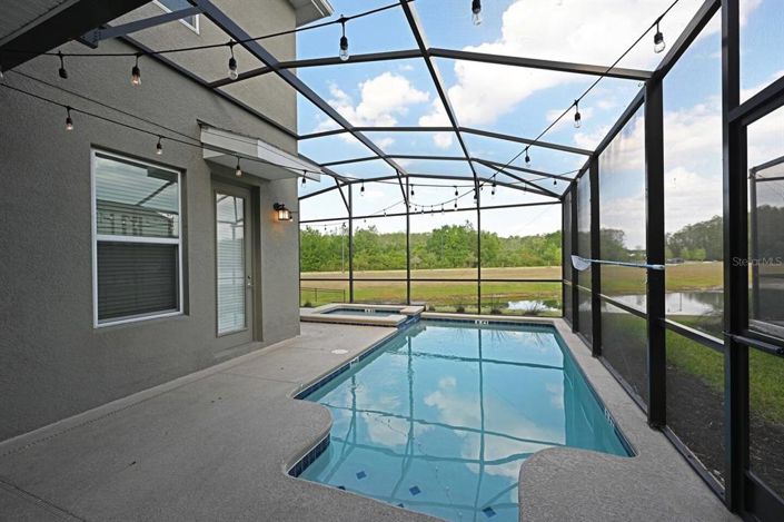 Image No.33-5 Bed Townhouse for sale