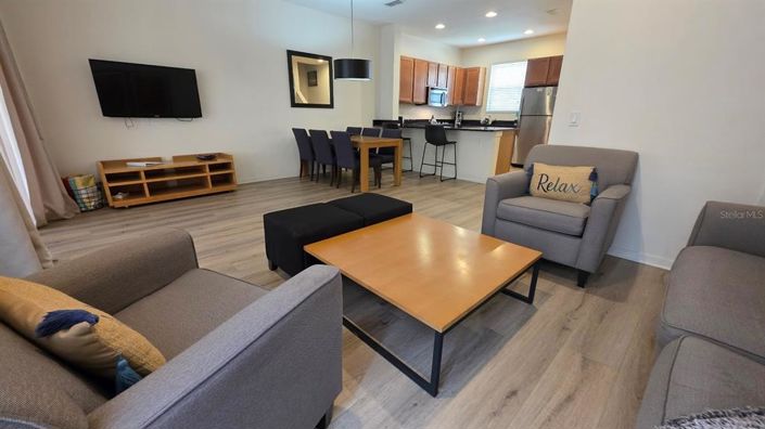 Image No.17-2 Bed Townhouse for sale