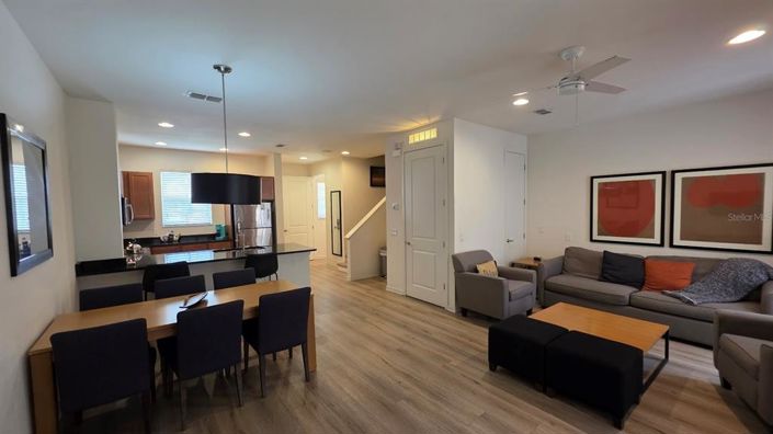 Image No.18-2 Bed Townhouse for sale