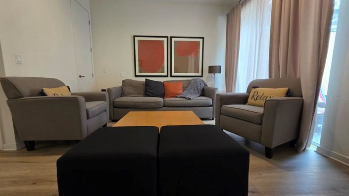 Image No.22-2 Bed Townhouse for sale