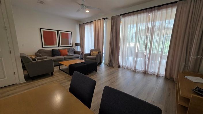 Image No.23-2 Bed Townhouse for sale