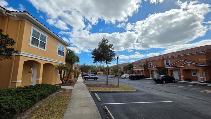 Image No.3-2 Bed Townhouse for sale