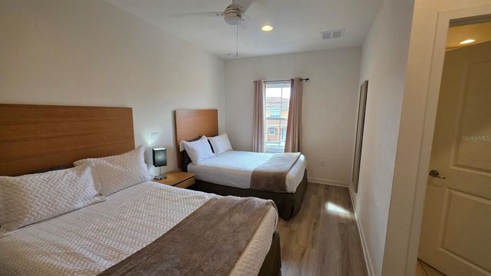 Image No.31-2 Bed Townhouse for sale