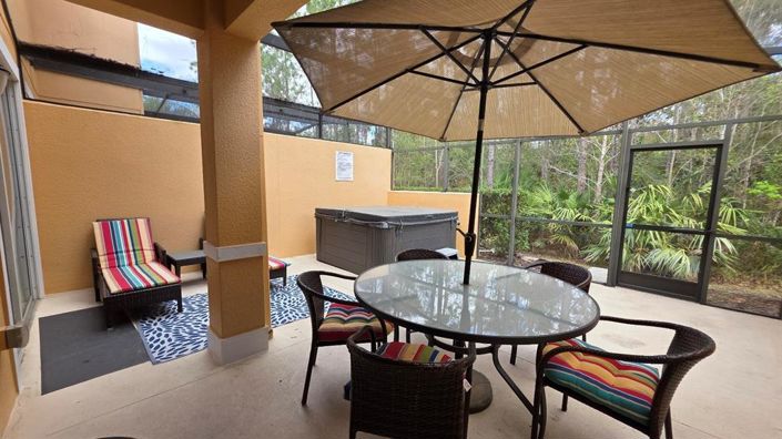 Image No.42-2 Bed Townhouse for sale