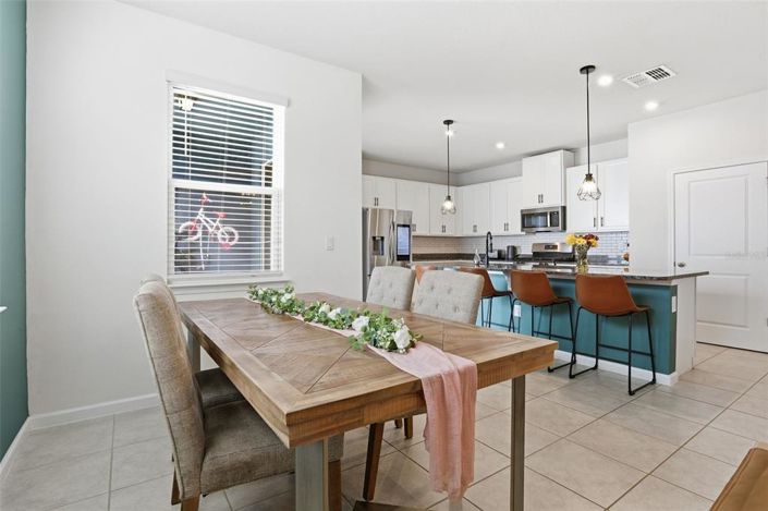 Image No.10-3 Bed House for sale