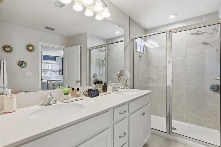 Image No.19-3 Bed House for sale