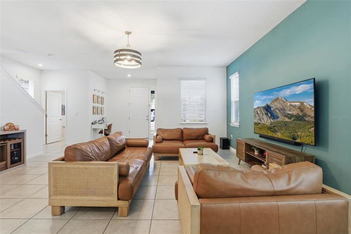 Image No.7-3 Bed House for sale