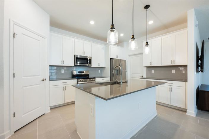 Image No.7-Maison de 4 chambres à vendre à Saint John