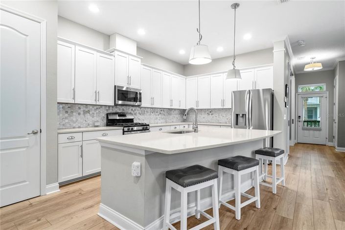 Image No.11-4 Bed House for sale