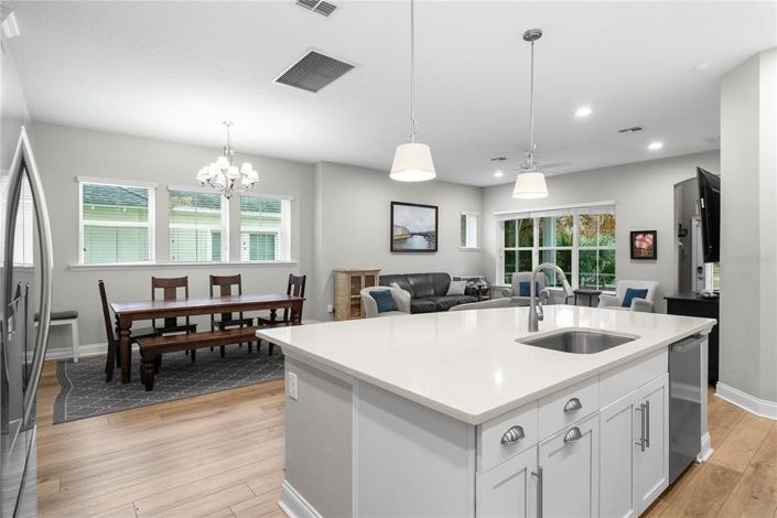 Image No.13-4 Bed House for sale