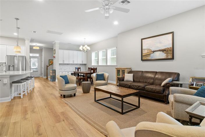 Image No.18-4 Bed House for sale