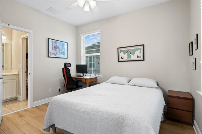 Image No.28-4 Bed House for sale