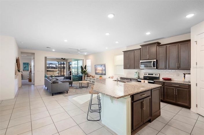 Image No.12-7 Bed House for sale