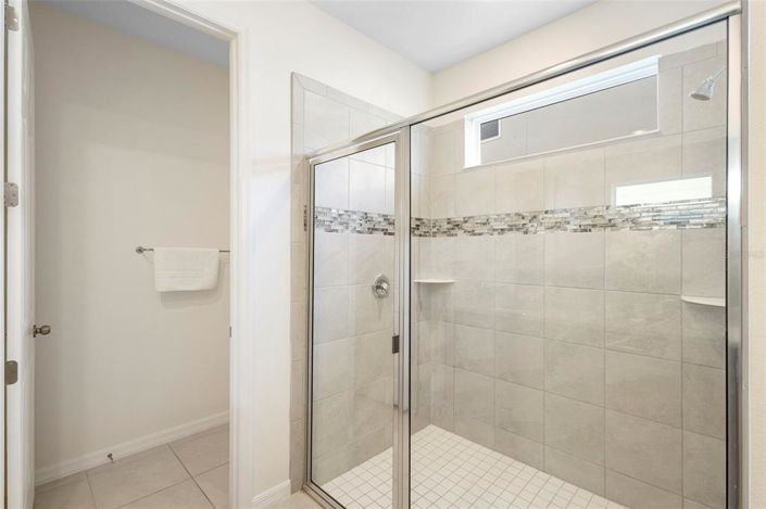 Image No.27-7 Bed House for sale