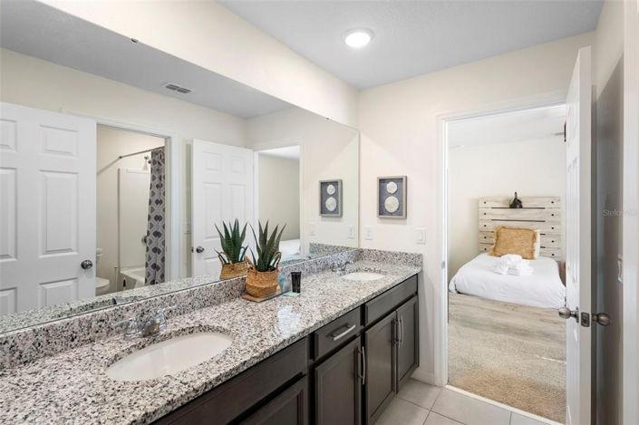 Image No.31-7 Bed House for sale